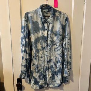 Plus Size Bleach Dye Chambray Denim Button Down Shirt Size 3X